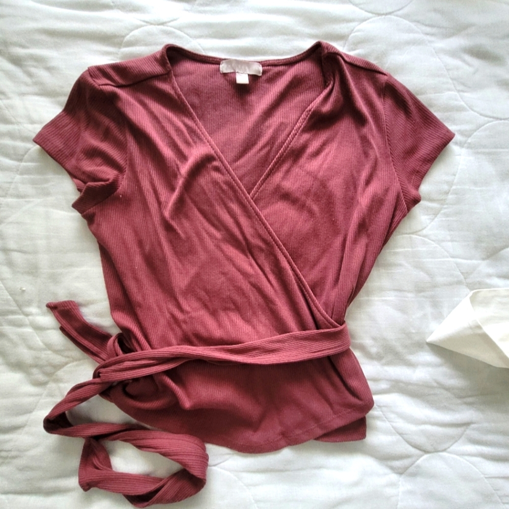 Cropped wrap top - Picture 1 of 2